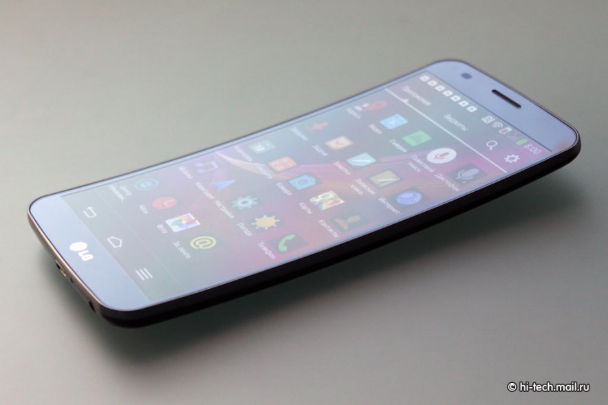 LG G FLEX. Ներկայացվել է առաջին ինքնավերականգնվող ճկուն սմարթֆոնը