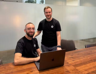 Հայ հիմնադիրներով AI ստարտափ Modelence-ը մեկնարկել է Product Hunt-ում
